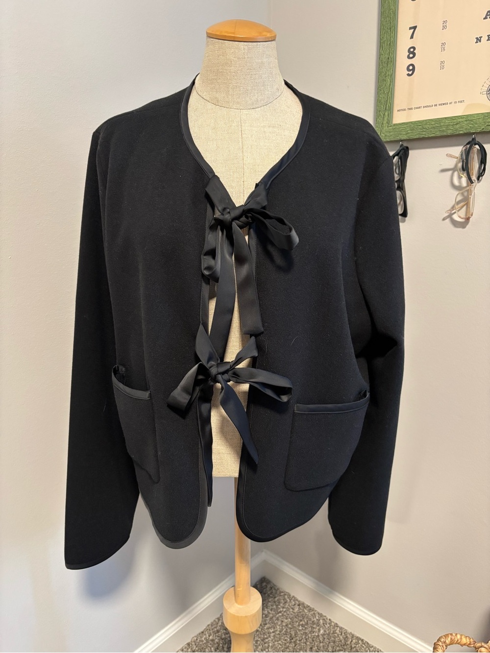 Cropped Black Jacket w/cute Satin Ties